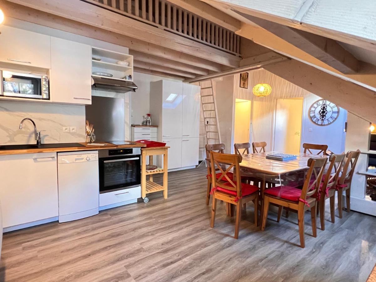 Place De La Mairie T2 Type Loft 70M2 Terrasse 35M2 コテレ エクステリア 写真